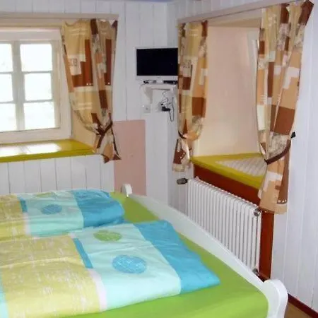 Gemuetliches Mit Wintergarten Apartment *